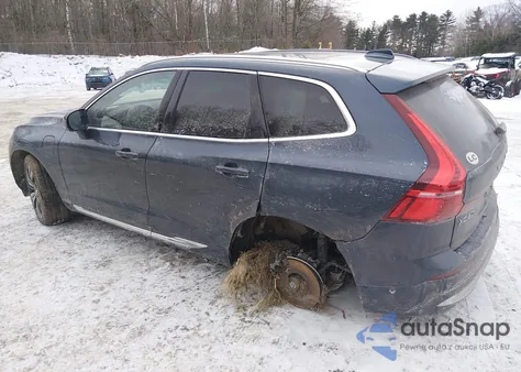 2022 Volvo Xc60 Recharge Plug-In Hybrid T8 Inscription Extended Range z USA, uszkodzony, nr VIN YV4H60DL8N1047118